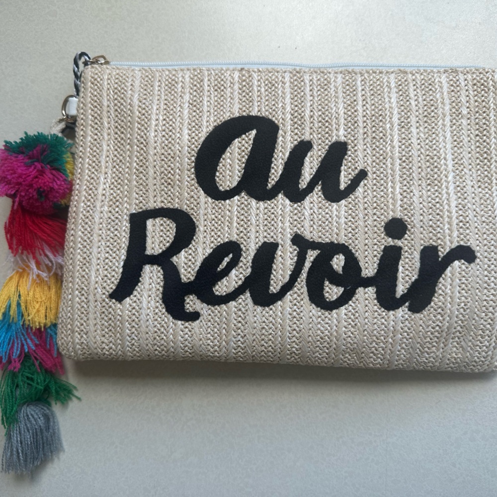 Clutch perfect for beach vacation